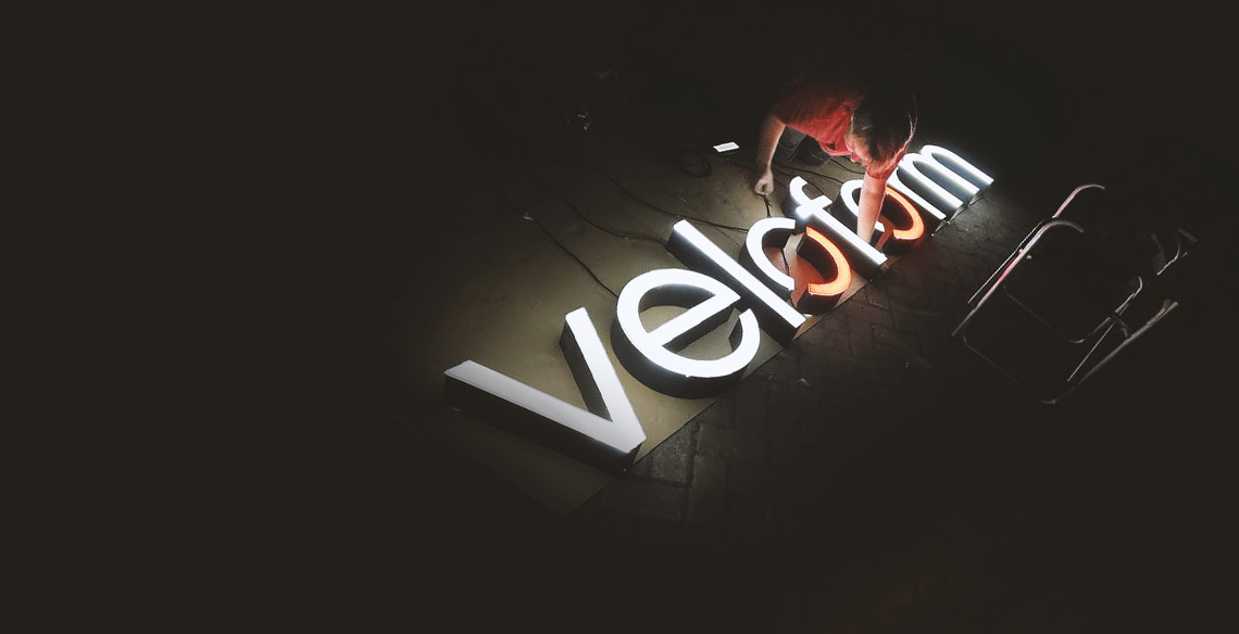 Produktion von SB-Pavillons bei Veloform